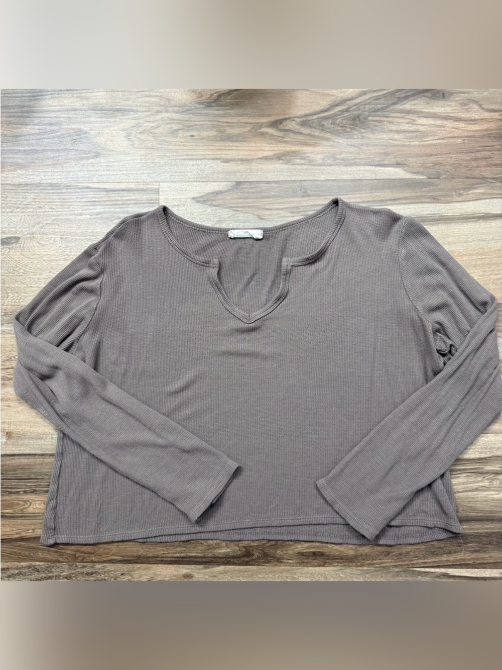 Women’s Long Sleeve Notch-Neck Top — Taupe Brown